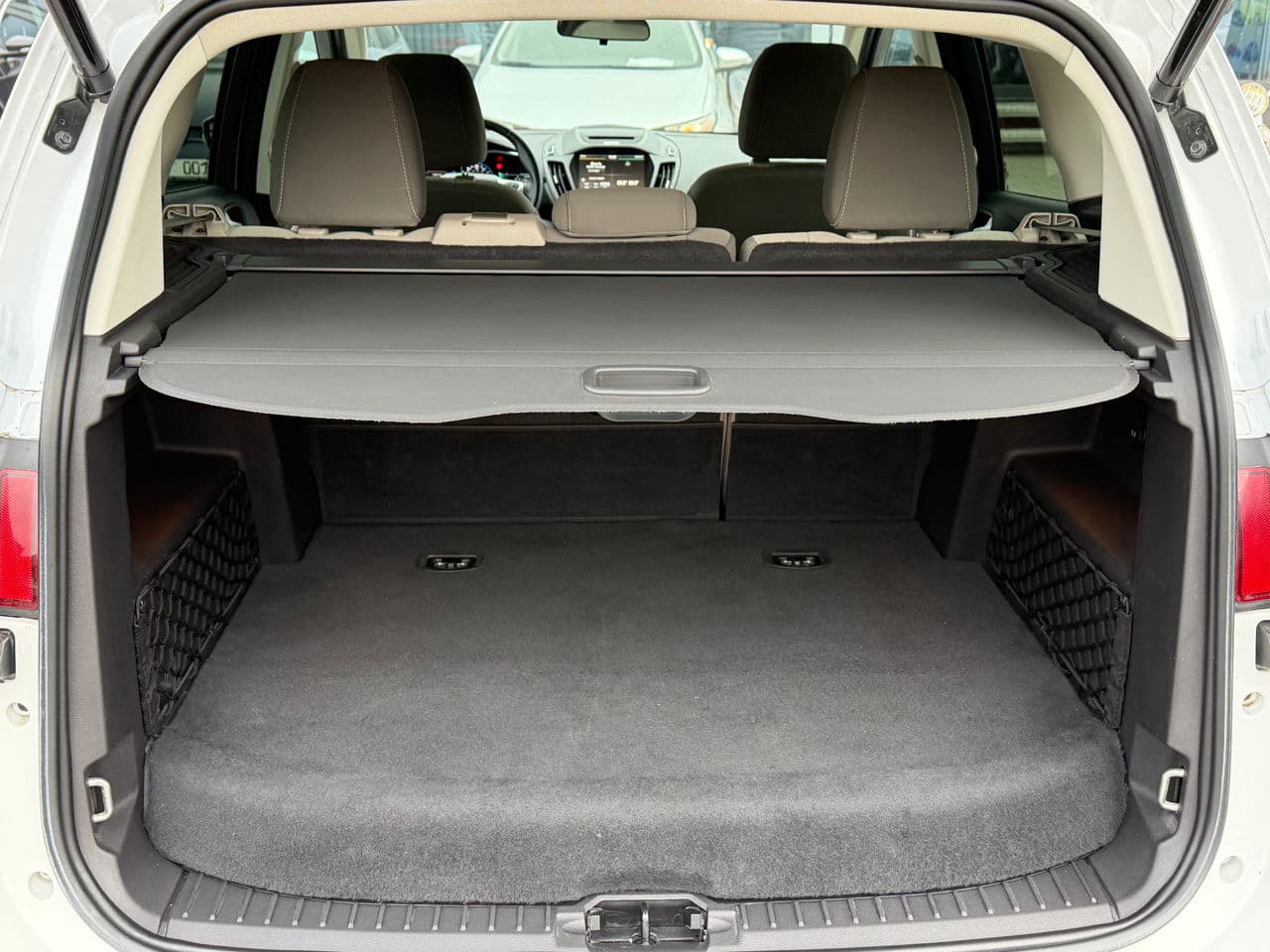 Ford C-MAX 2015 — Миниатюра 17