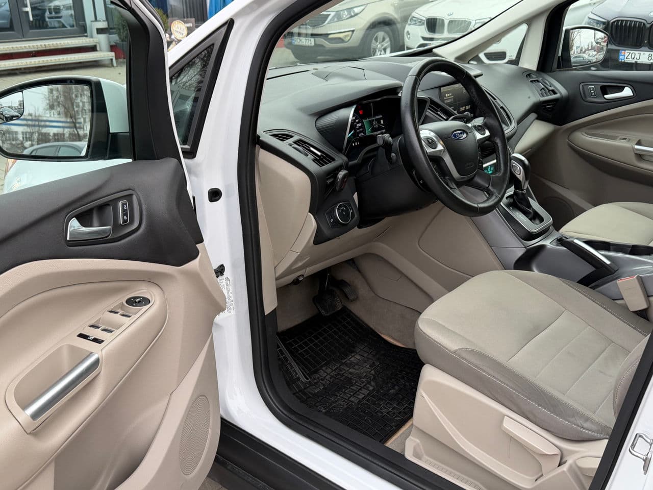 Ford C-MAX 2015 — Миниатюра 5