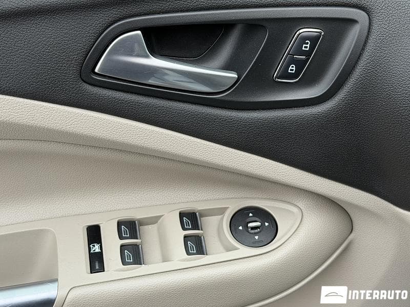 Ford C-MAX 2015 — Миниатюра 6