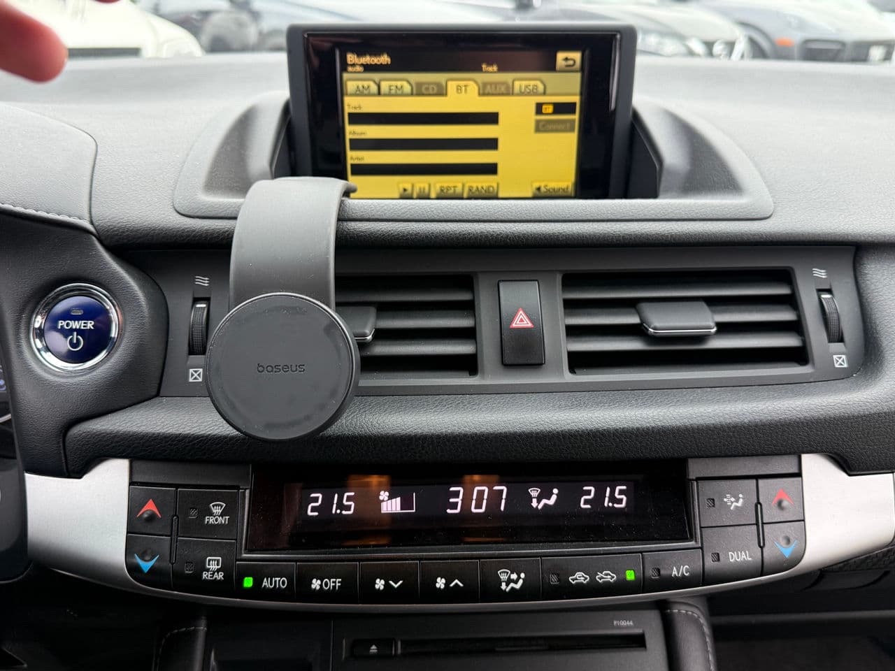 Lexus CT 200h 2012 — Миниатюра 11