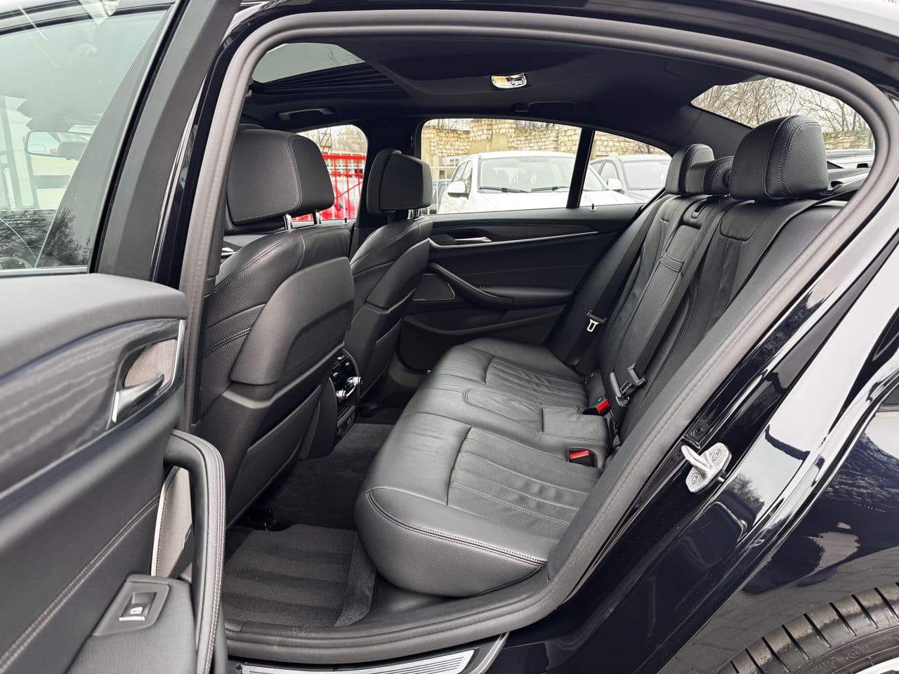 BMW 545e 2021 — Миниатюра 20