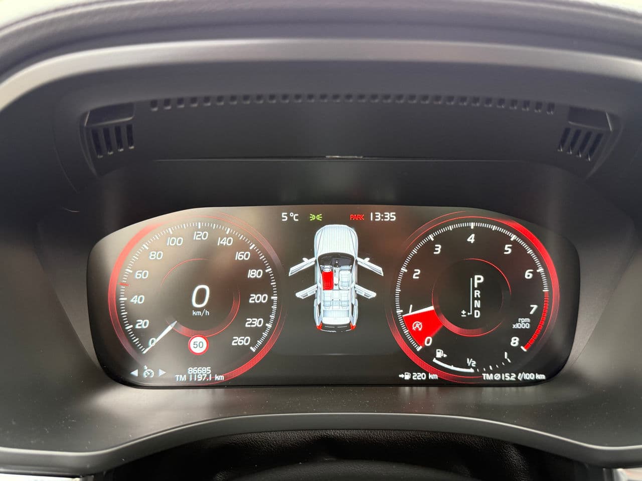 Volvo XC 60 2021 — Миниатюра 8