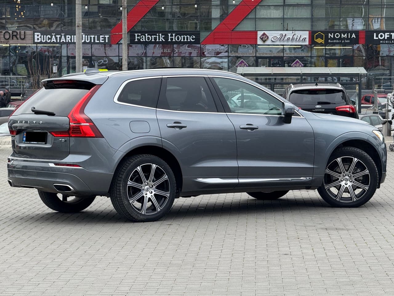 Volvo XC 60 2021 — Миниатюра 3