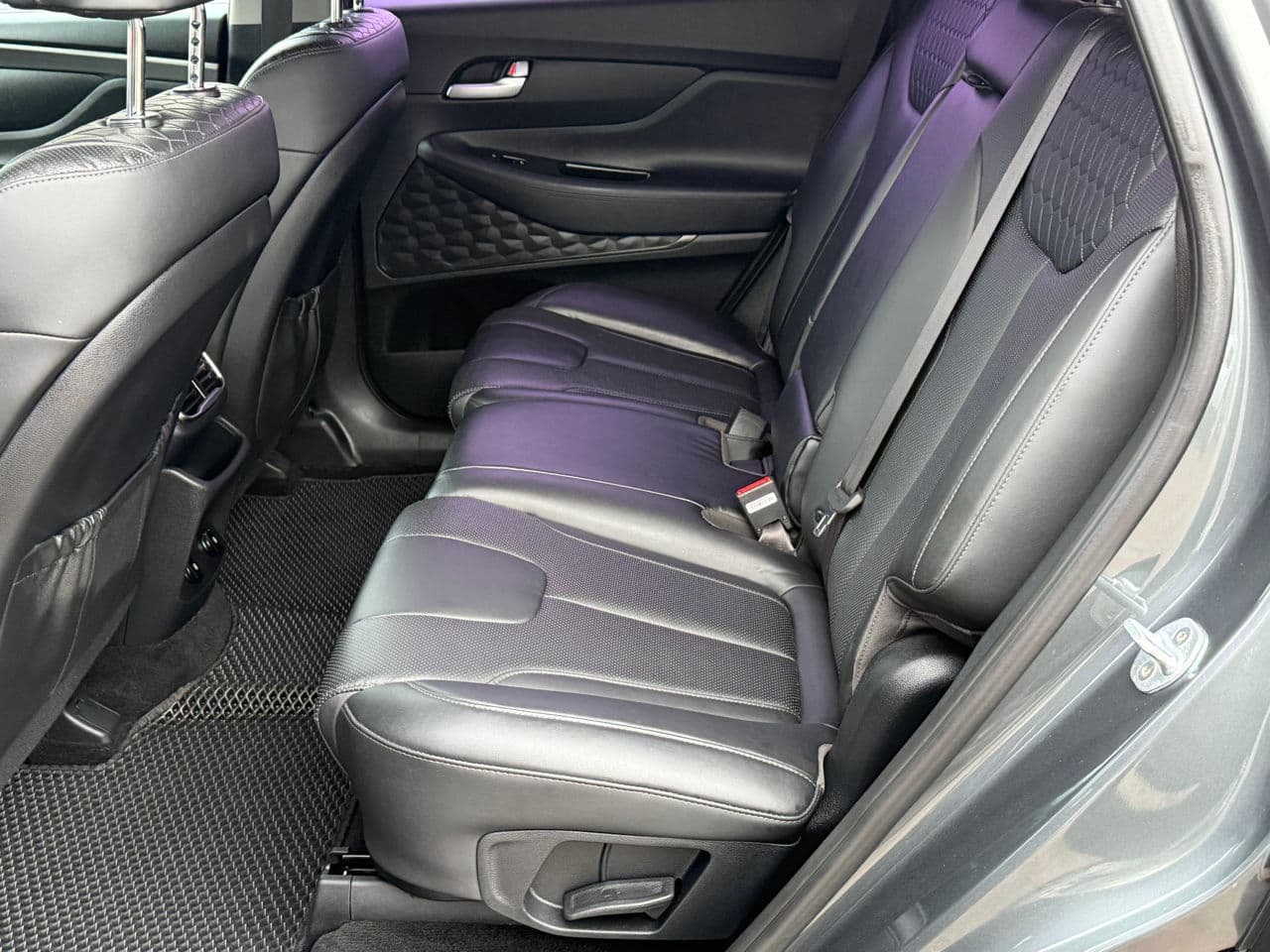 Hyundai Santa Fe 2018 — Миниатюра 20