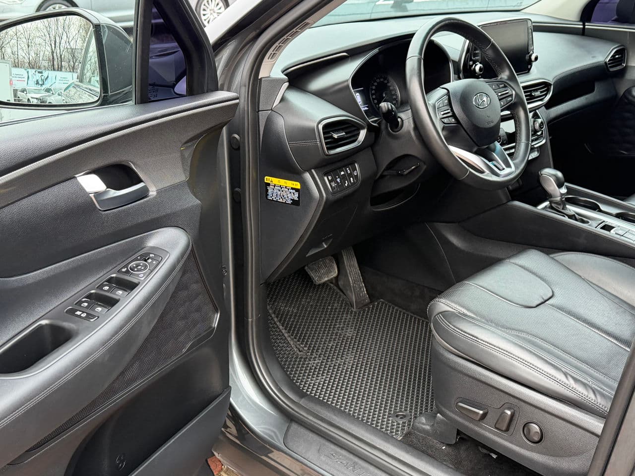 Hyundai Santa Fe 2018 — Миниатюра 7