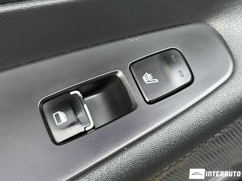 Hyundai Santa Fe 2018 — Миниатюра 18
