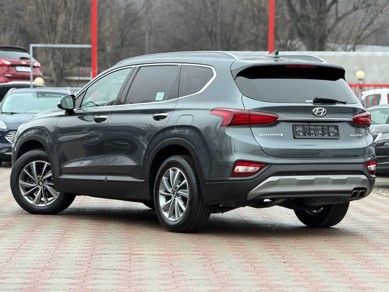 Hyundai Santa Fe 2018 — Миниатюра 2