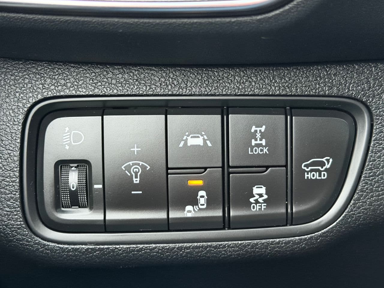 Hyundai Santa Fe 2018 — Миниатюра 10