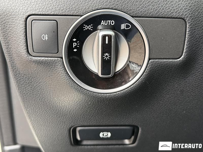 Mercedes B 250E 2015 — Миниатюра 14