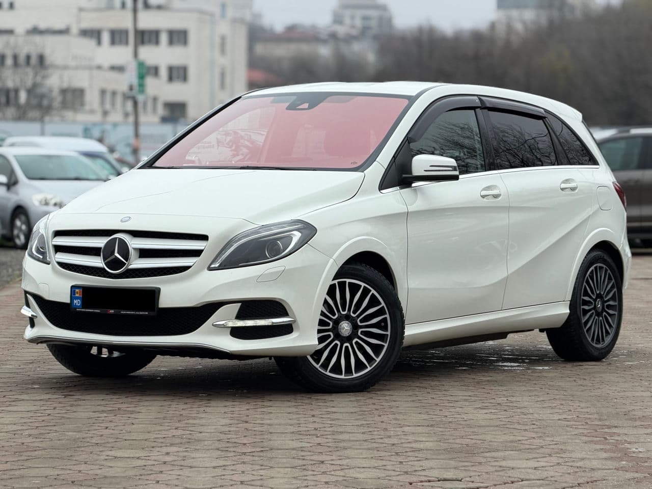 Mercedes B 250E
