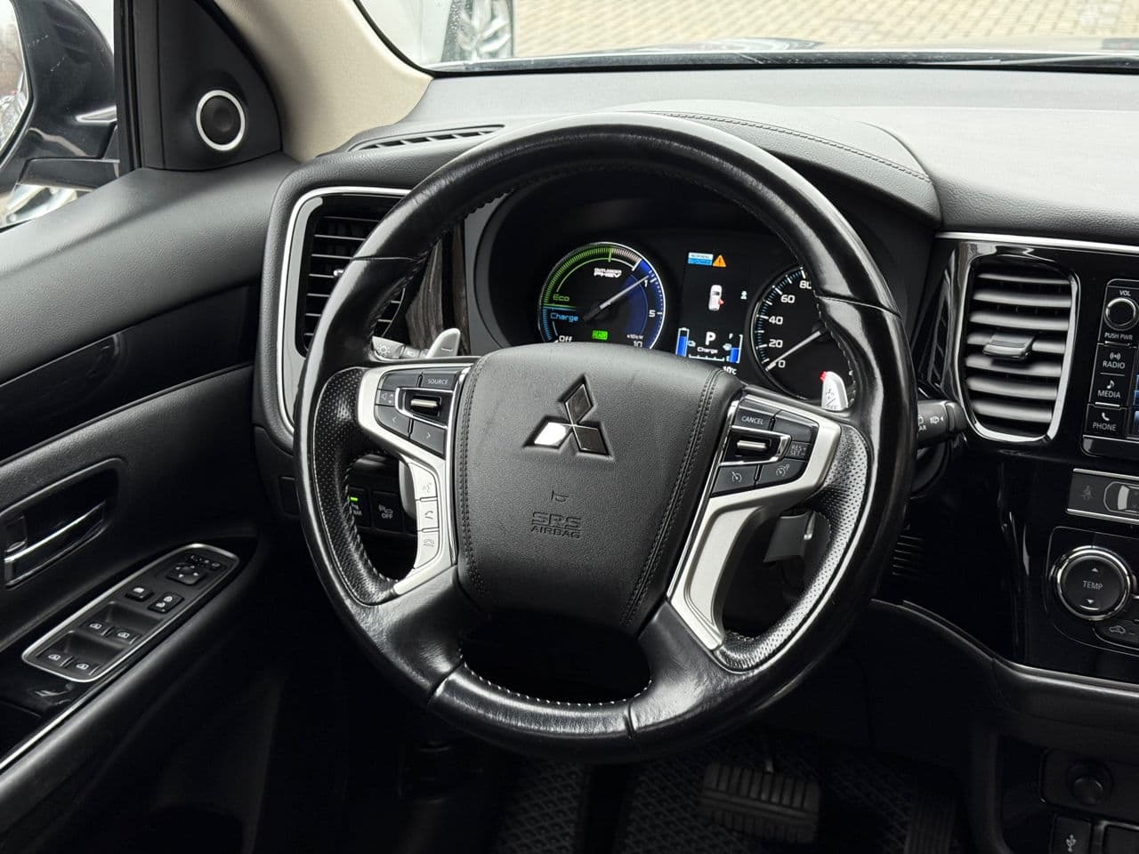 2018 Mitsubishi Outlander — Miniatură 10