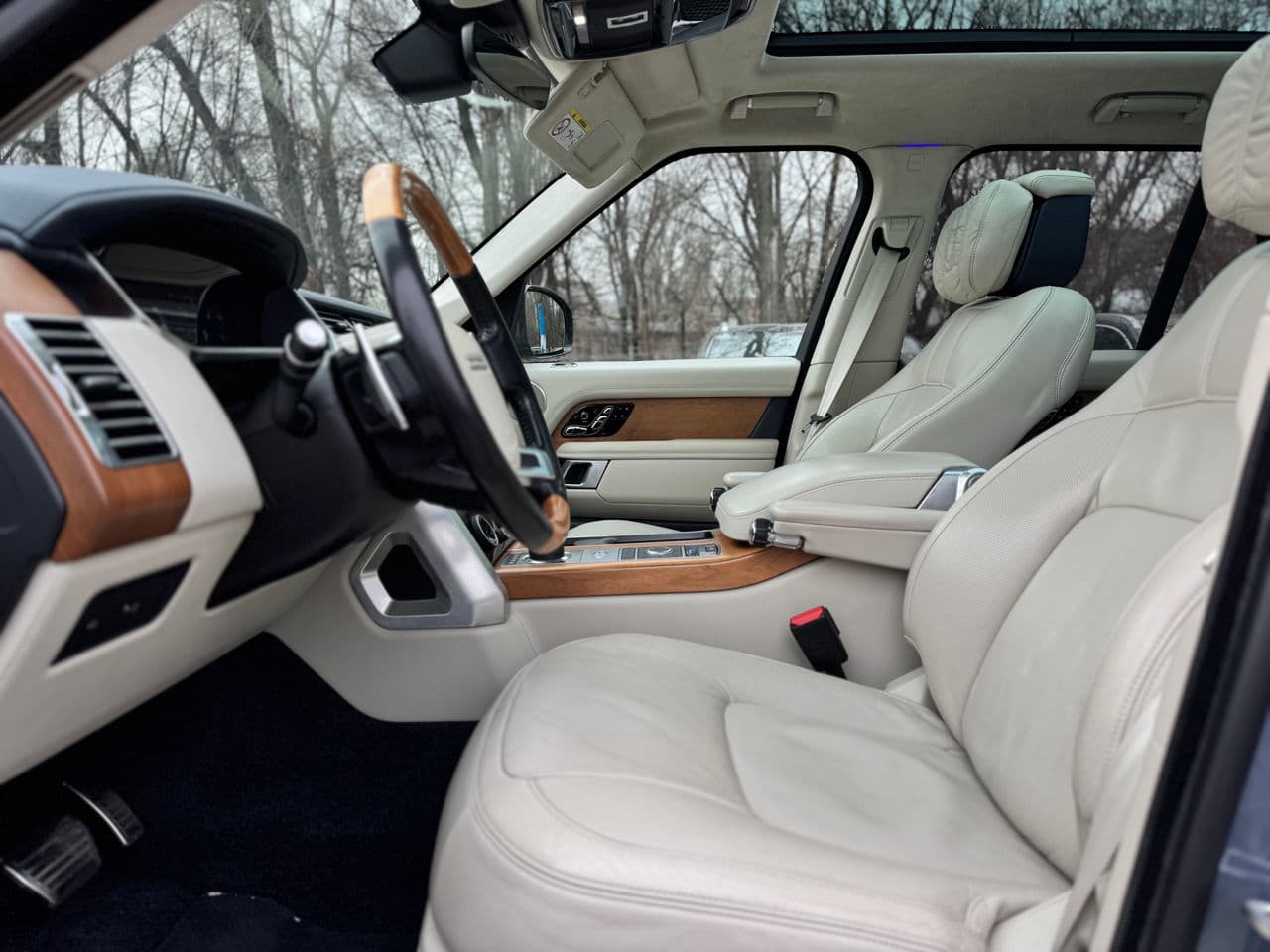 Land Rover Range Rover Vogue 2019 — Миниатюра 11