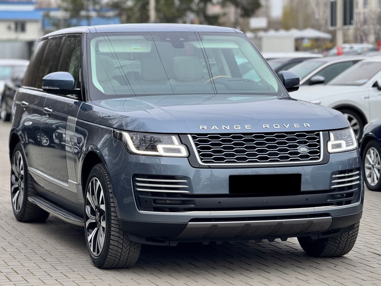 Land Rover Range Rover Vogue 2019 — Миниатюра 3