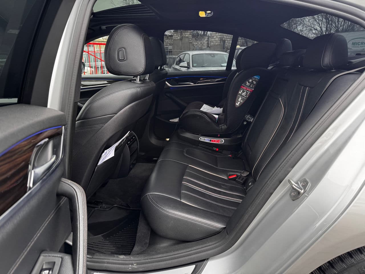 BMW 530e 2019 — Миниатюра 7