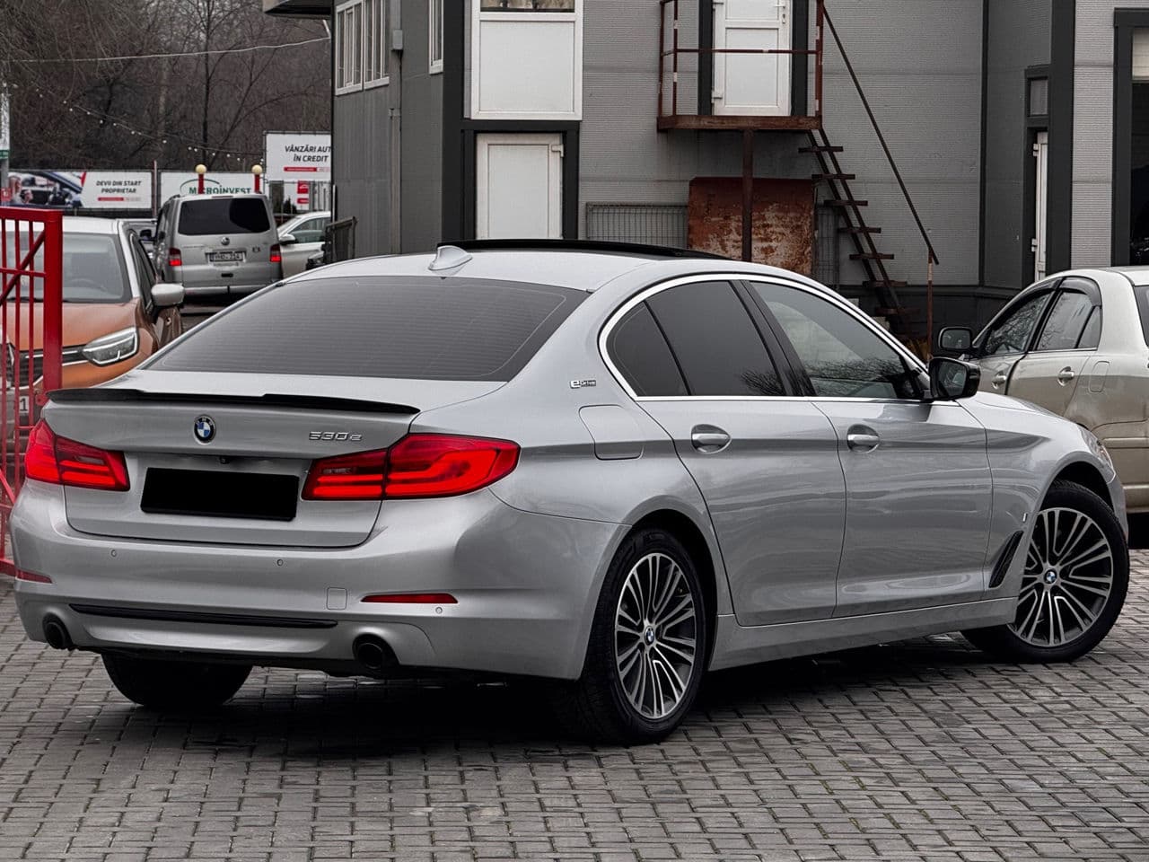 BMW 530e 2019 — Миниатюра 2