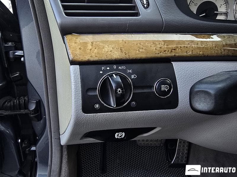 Mercedes E 320 2006 — Миниатюра 8