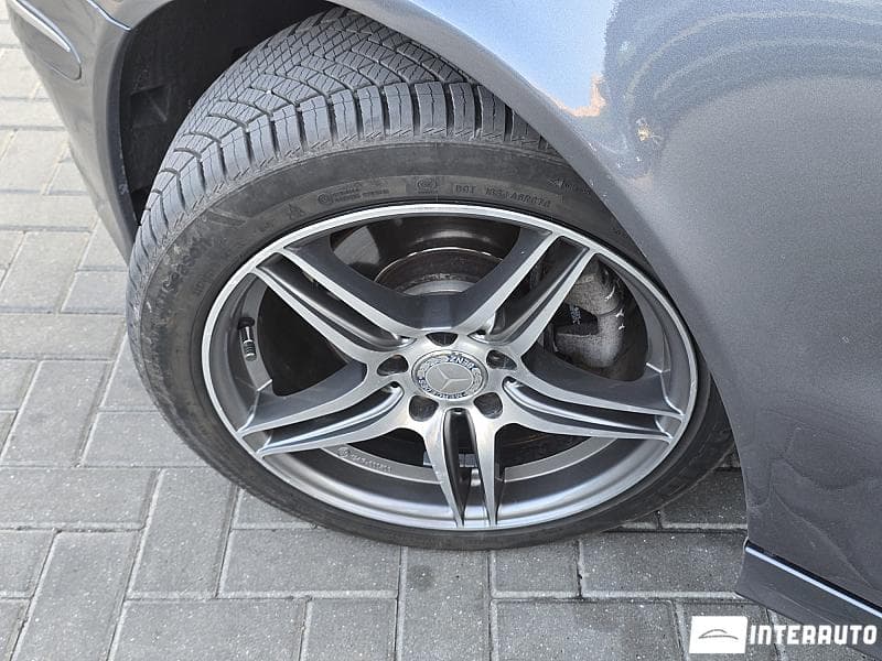 Mercedes E 320 2006 — Миниатюра 17