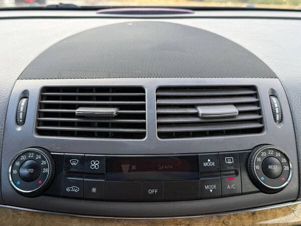 2006 Mercedes E 320 — Miniatură 12