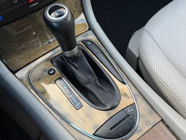 2006 Mercedes E 320 — Miniatură 13