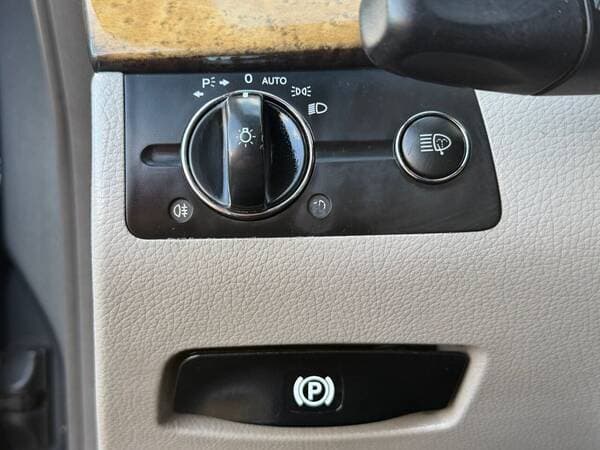 2006 Mercedes E 320 — Miniatură 14