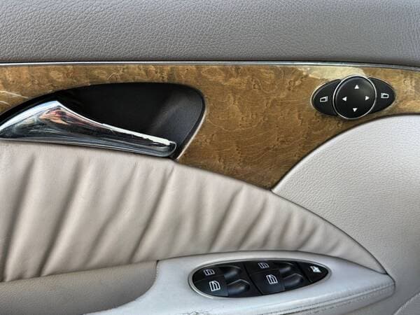 2006 Mercedes E 320 — Miniatură 16