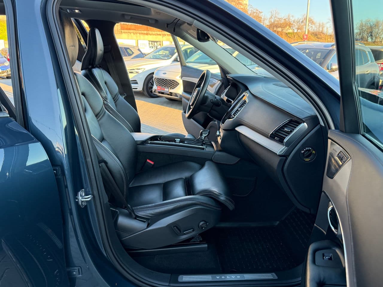 Volvo XC 90 2019 — Миниатюра 18