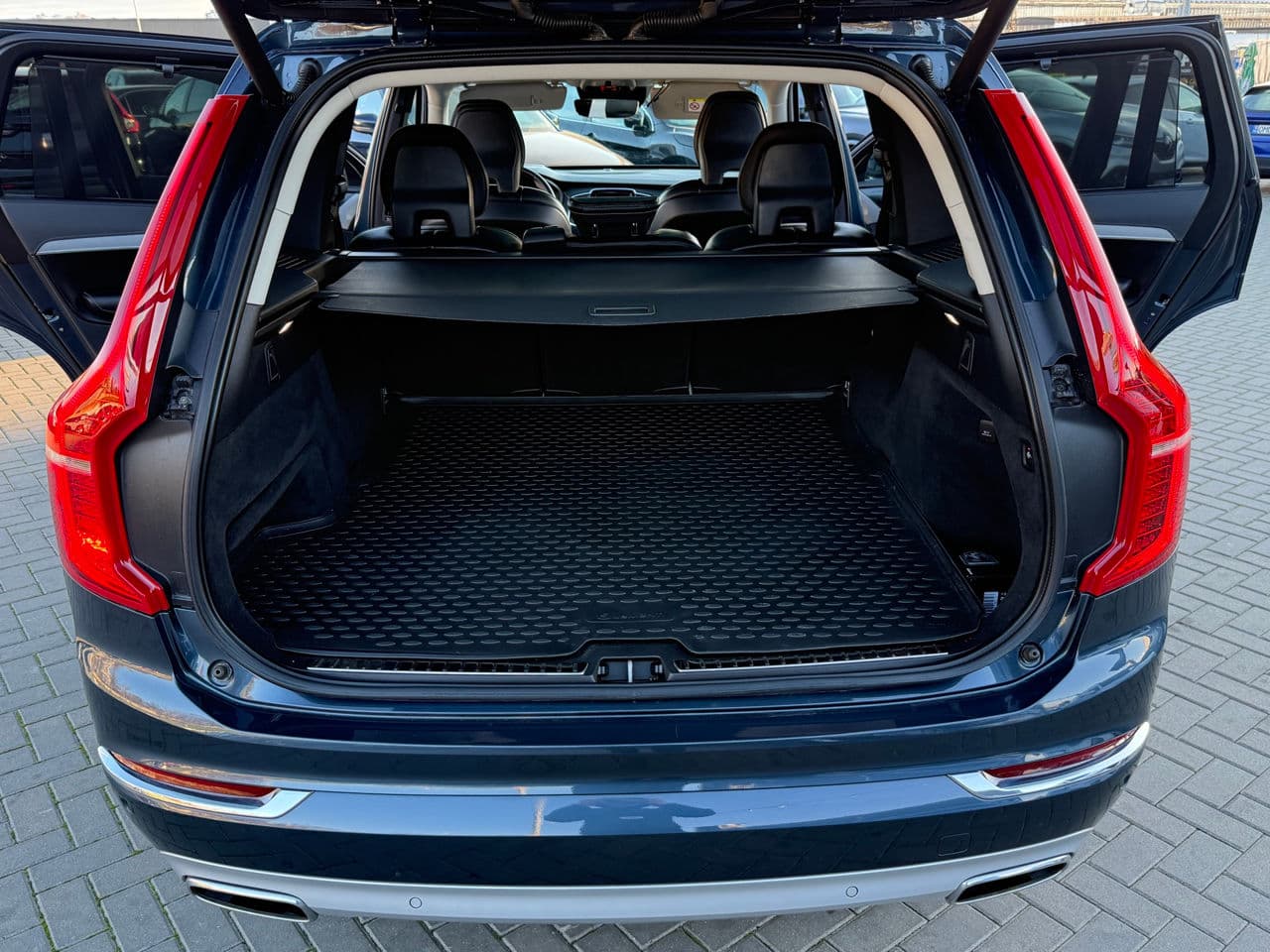 Volvo XC 90 2019 — Миниатюра 28