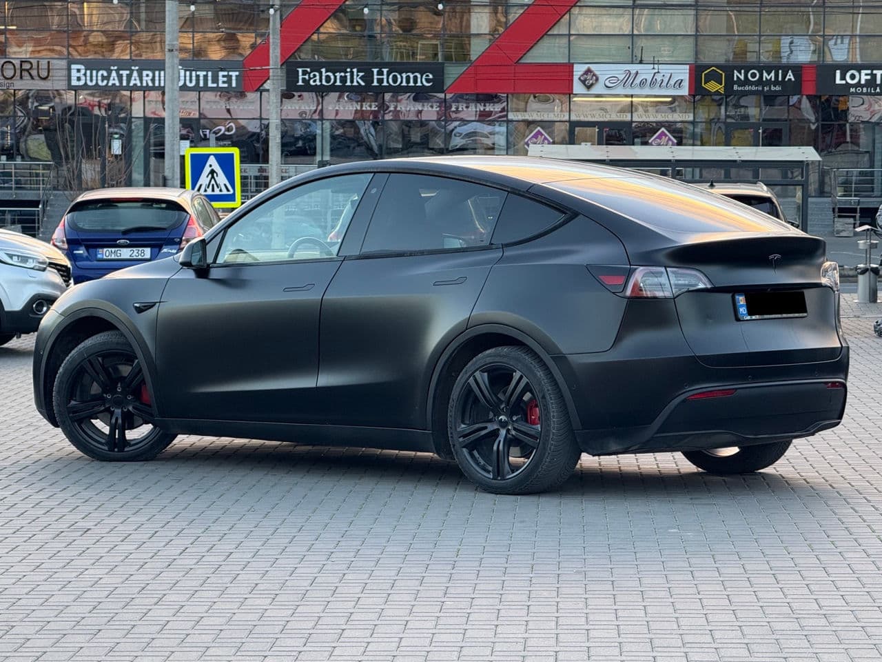 Tesla Model Y 2020 — Миниатюра 4