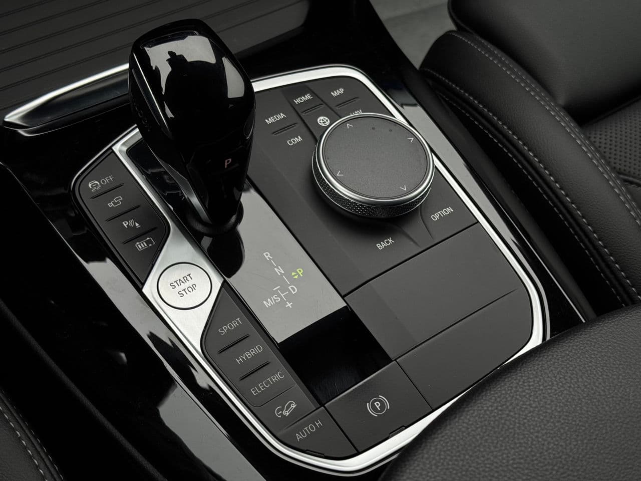 BMW X3 3.0e 2022 — Миниатюра 12