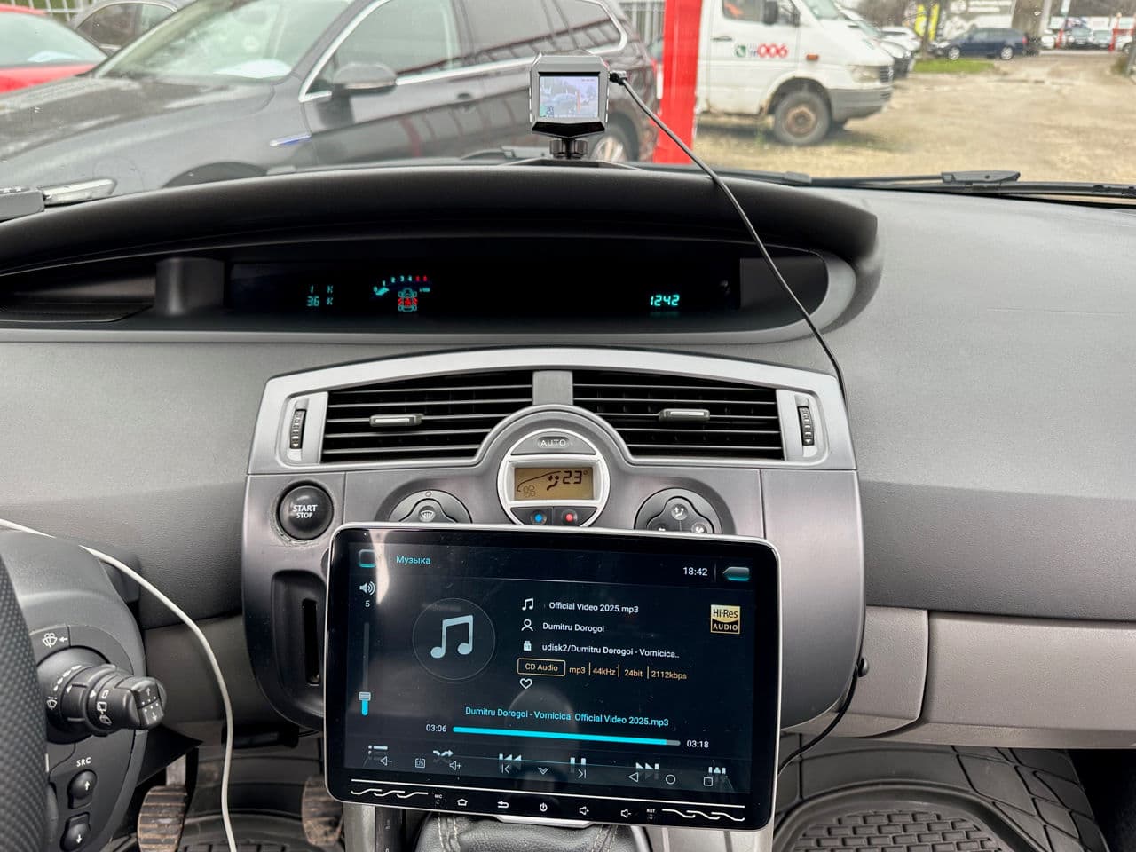 Renault Scenic 2005 — Миниатюра 13
