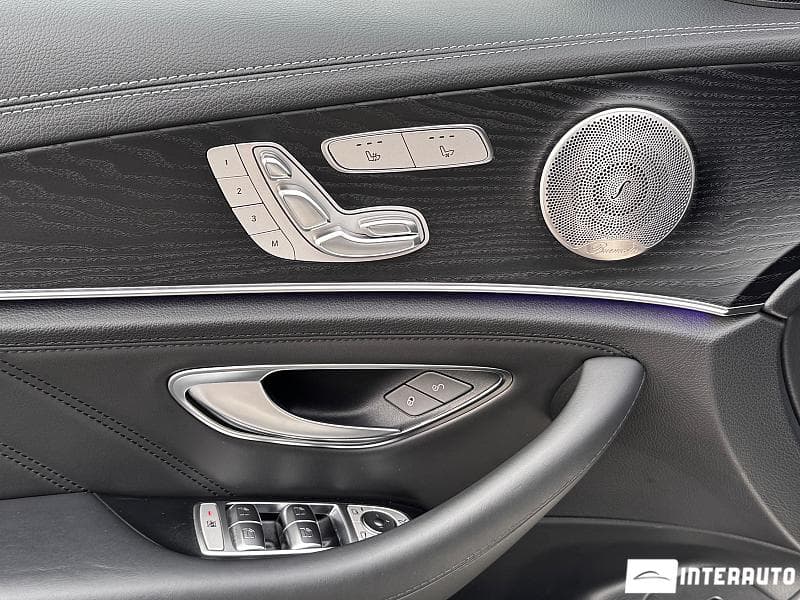 Mercedes E 53 AMG 2023 — Миниатюра 14