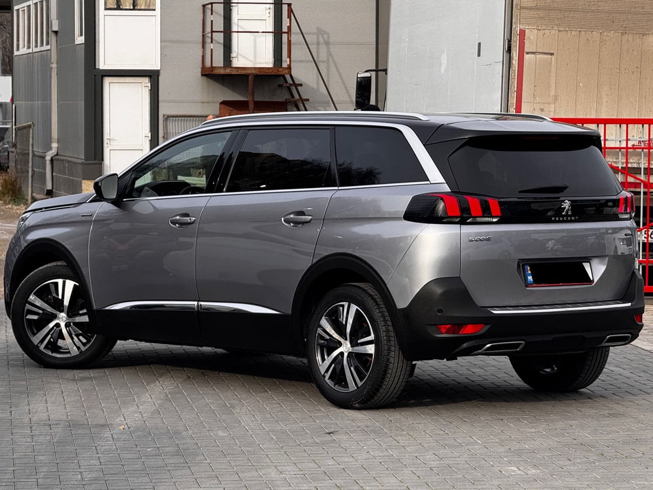 Peugeot 5008 2020 — Миниатюра 2