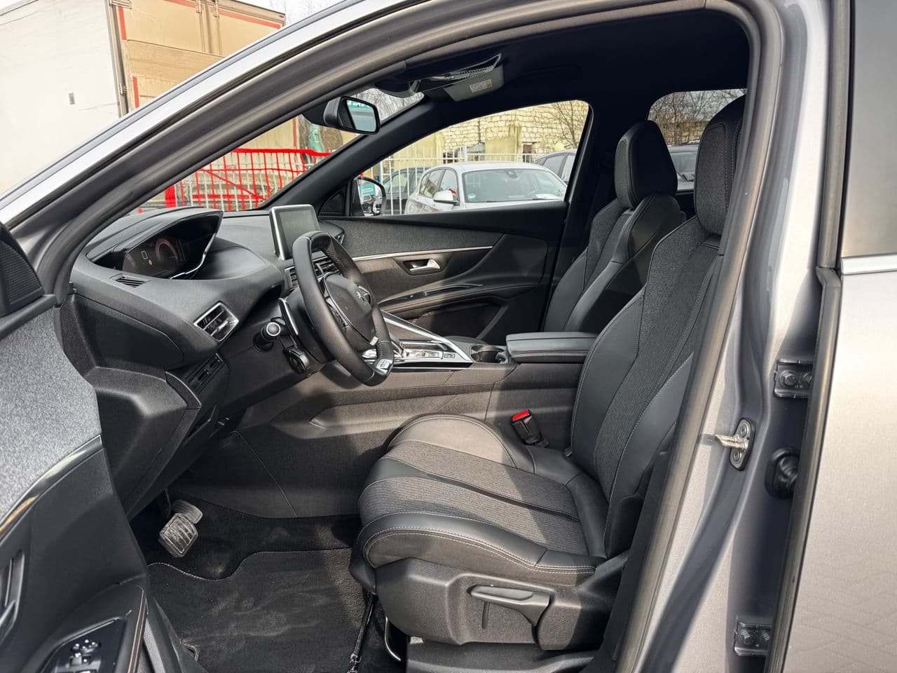 Peugeot 5008 2020 — Миниатюра 6