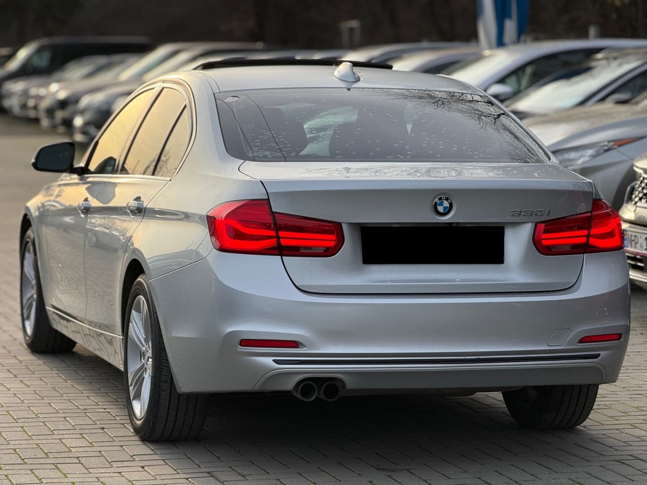 BMW 330 2017 — Миниатюра 2