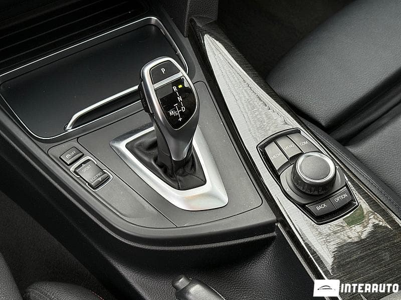 BMW 330 2017 — Миниатюра 15