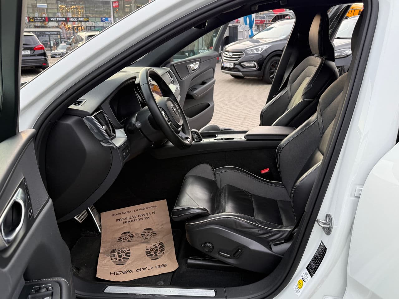 2022 Volvo XC 60 — Miniatură 5