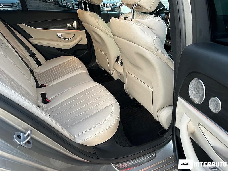 Mercedes E 350 2023 — Миниатюра 16