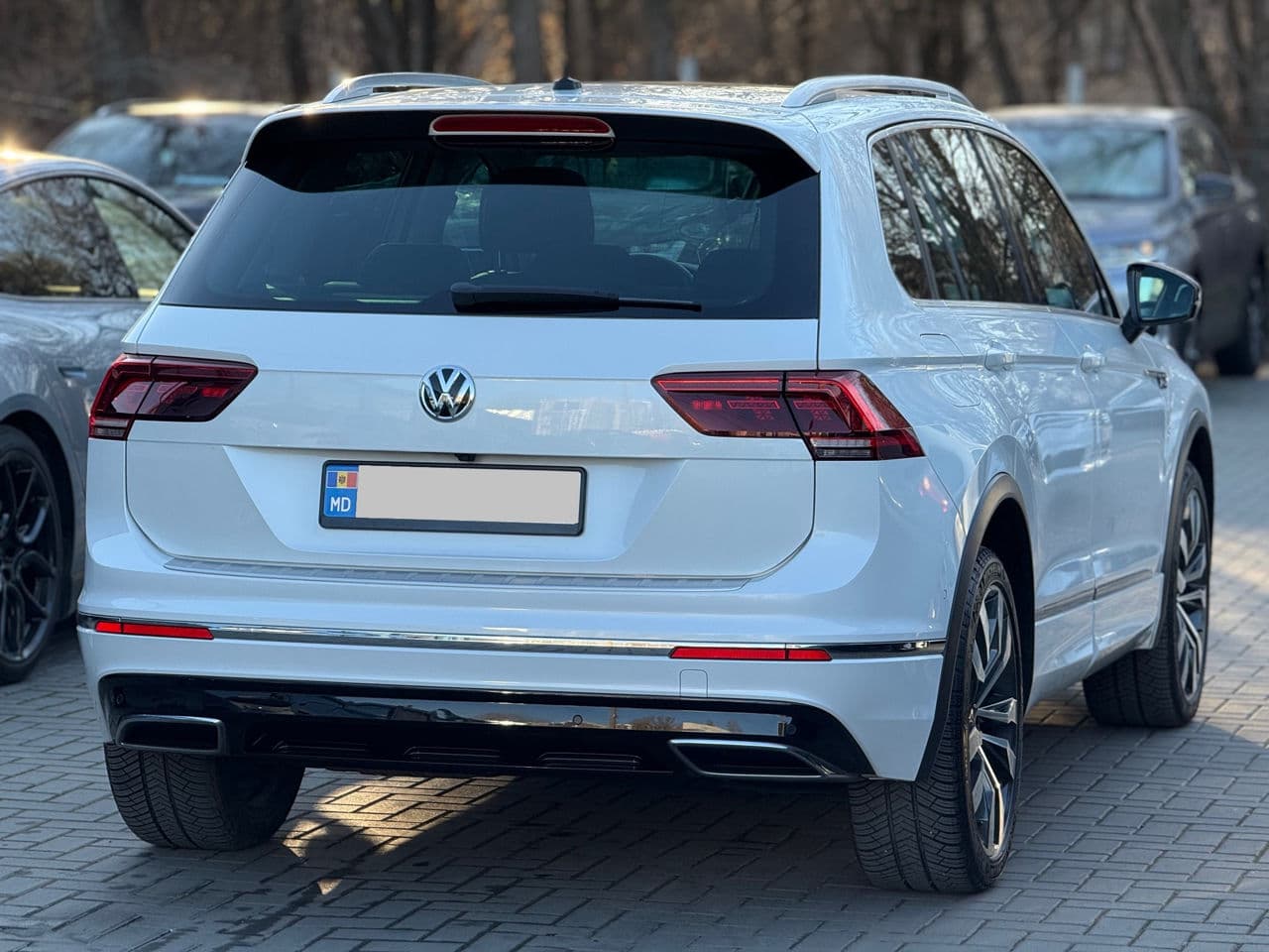 Volkswagen Tiguan 2017 — Миниатюра 2