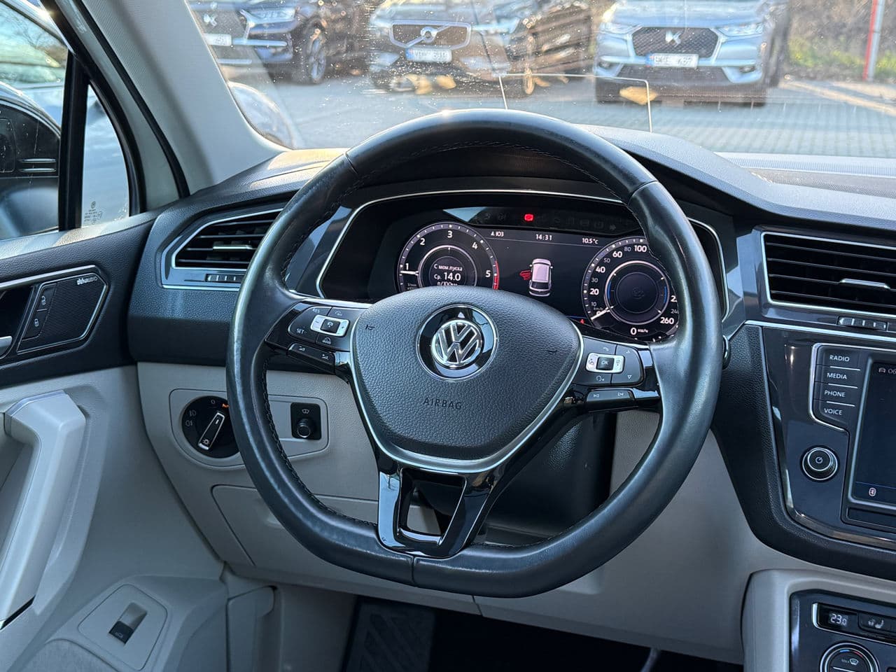 Volkswagen Tiguan 2017 — Миниатюра 12