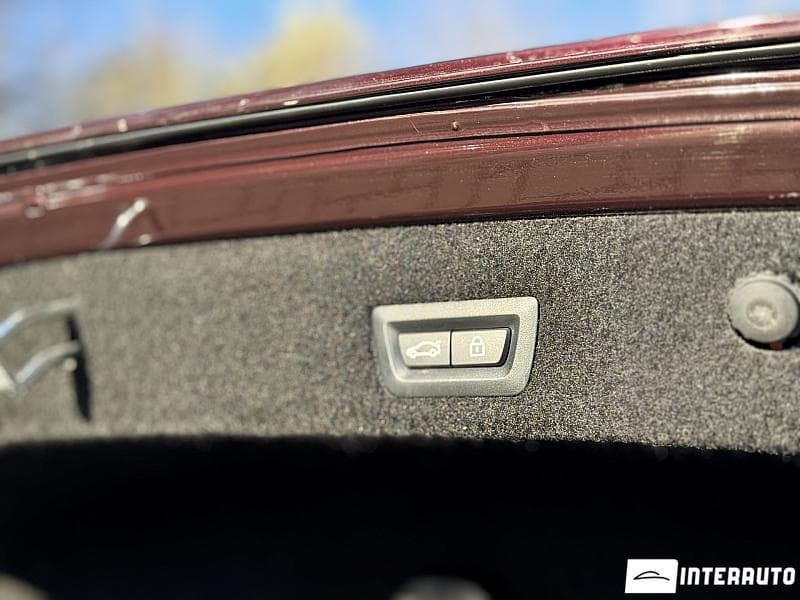 BMW 745e 2019 — Миниатюра 6