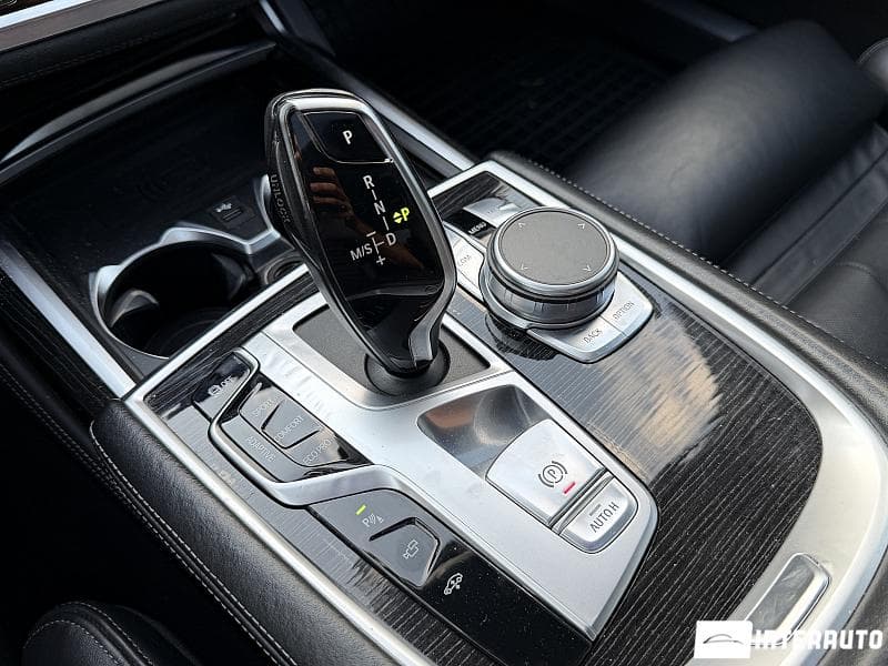 BMW 740 2019 — Миниатюра 13