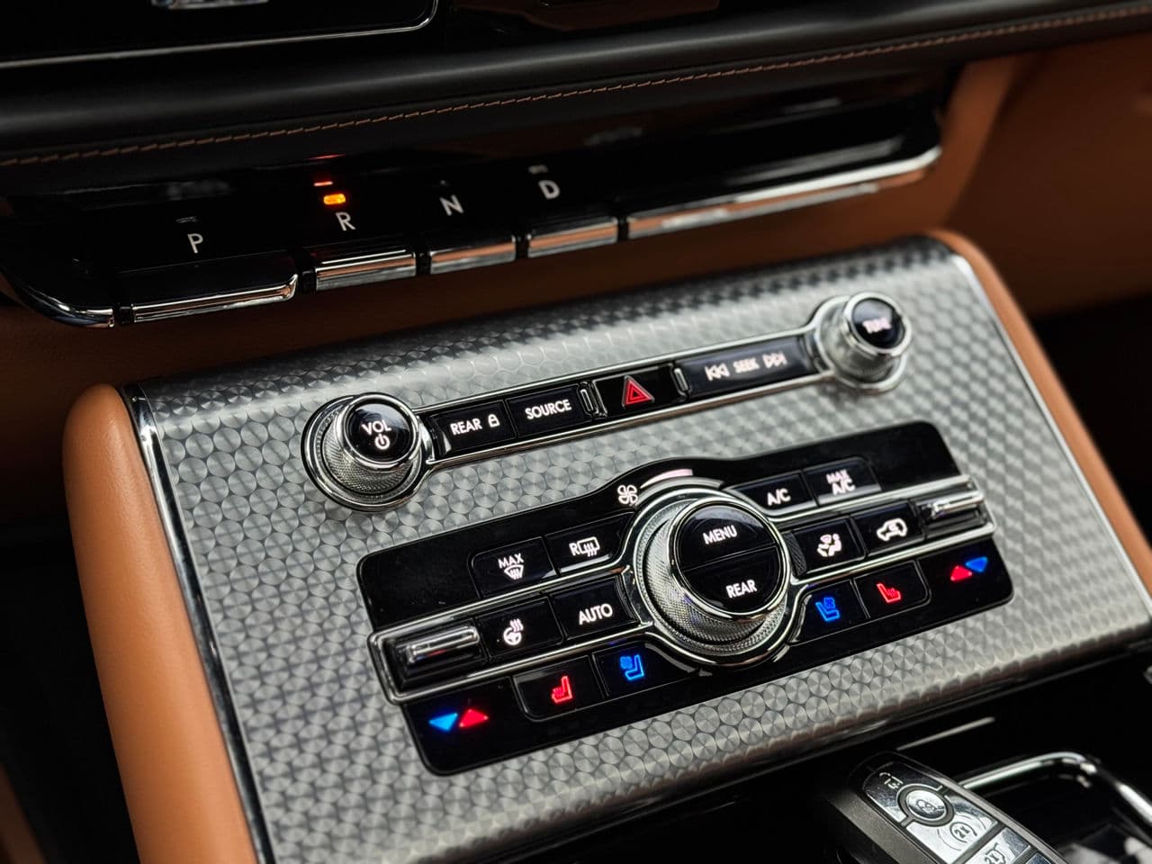 Lincoln Aviator 2020 — Миниатюра 17