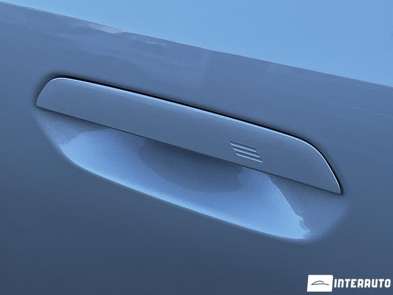 BMW 520 2023 — Миниатюра 23