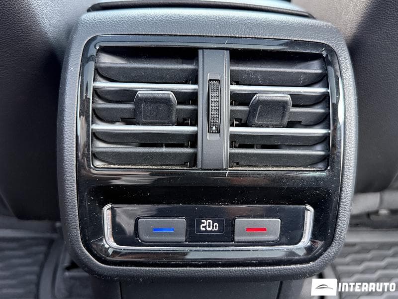 Volkswagen Passat 2018 — Миниатюра 18