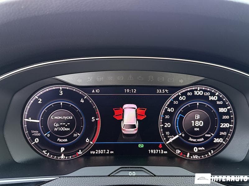 Volkswagen Passat 2018 — Миниатюра 8