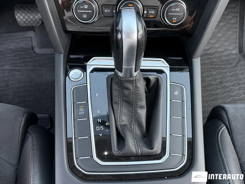 Volkswagen Passat 2018 — Миниатюра 12