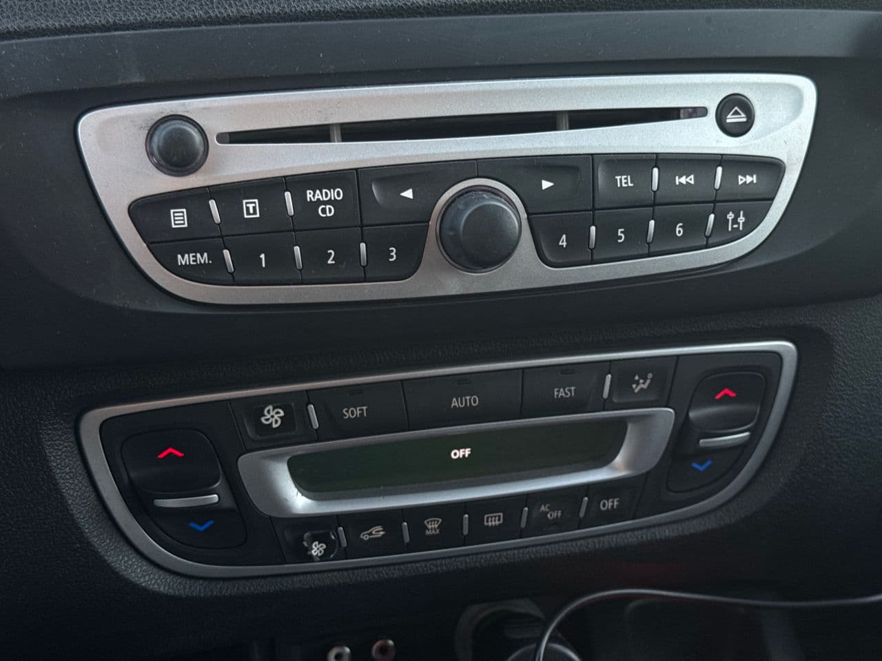 Renault Scenic 2010 — Миниатюра 10