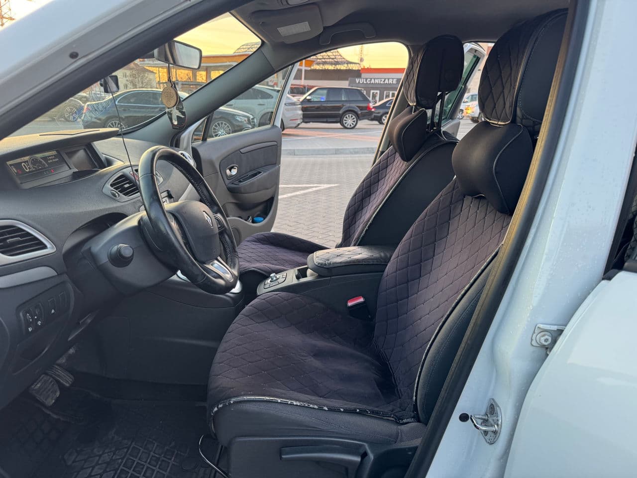 Renault Scenic 2010 — Миниатюра 5
