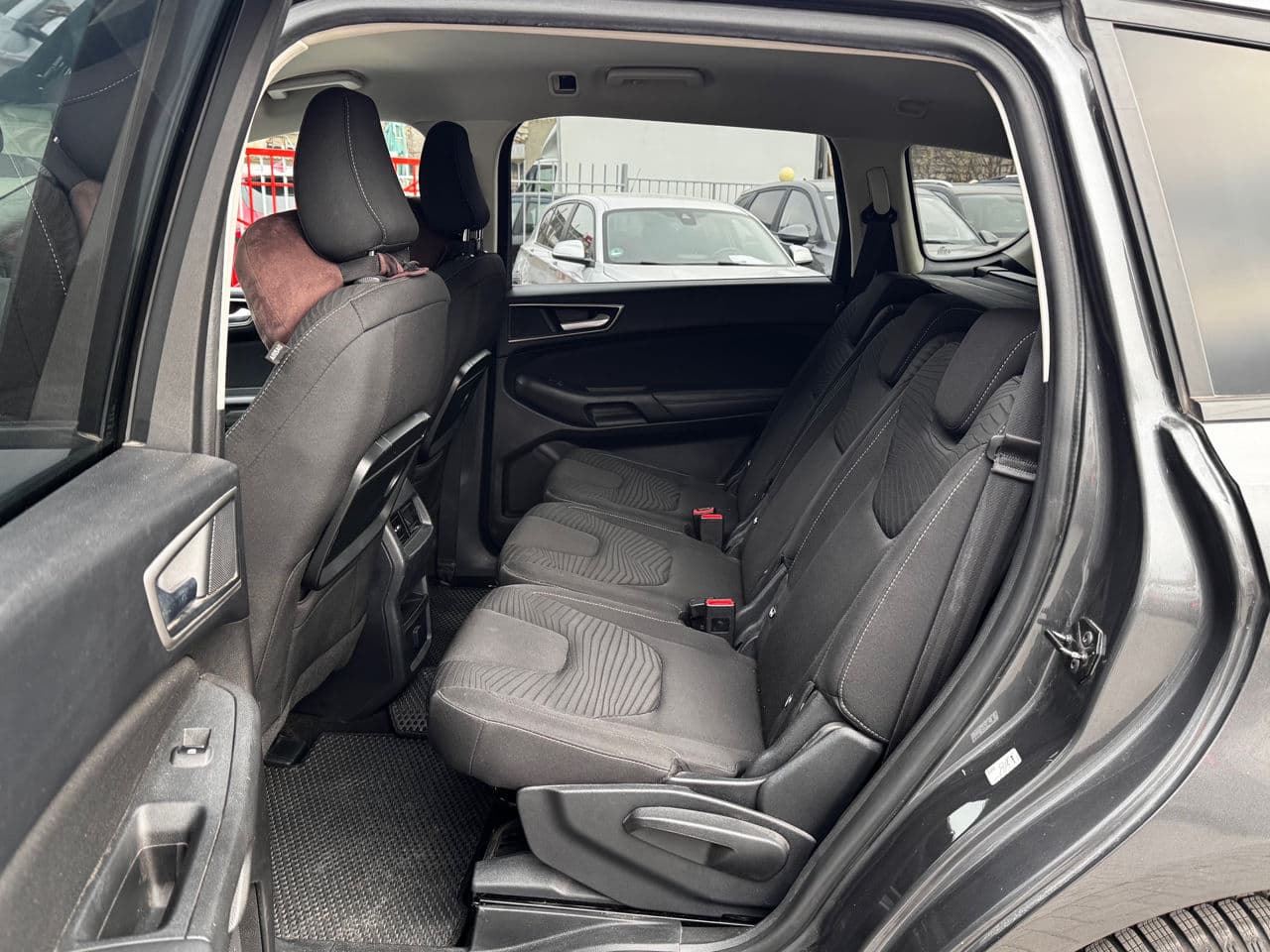 Ford S-Max 2018 — Миниатюра 17