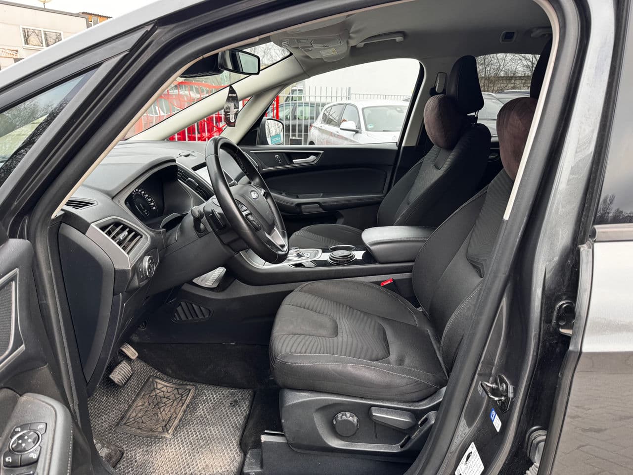 Ford S-Max 2018 — Миниатюра 6